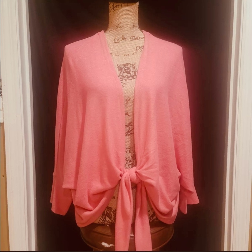 195. Chico's super soft cropped open cardigan/shrug with dolman sleeves